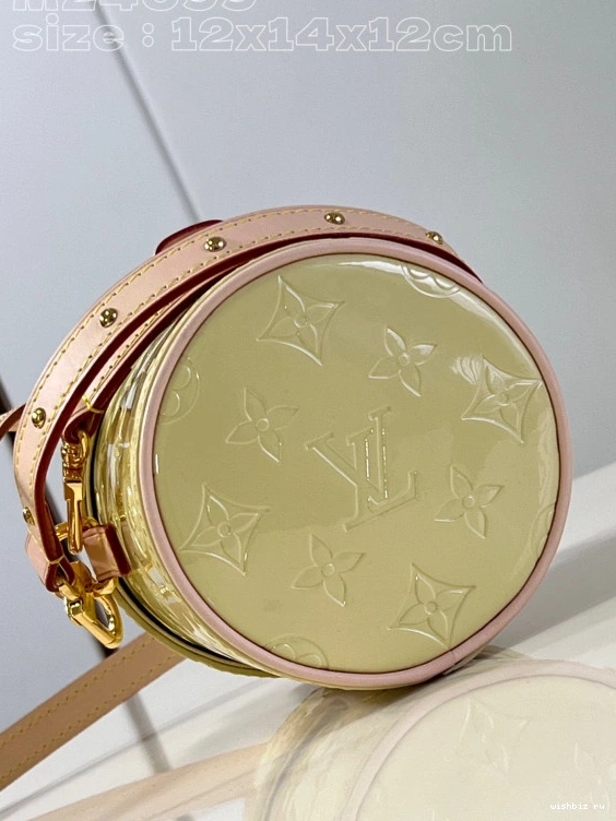 WIS Astor VUITTON LOUIS 0712